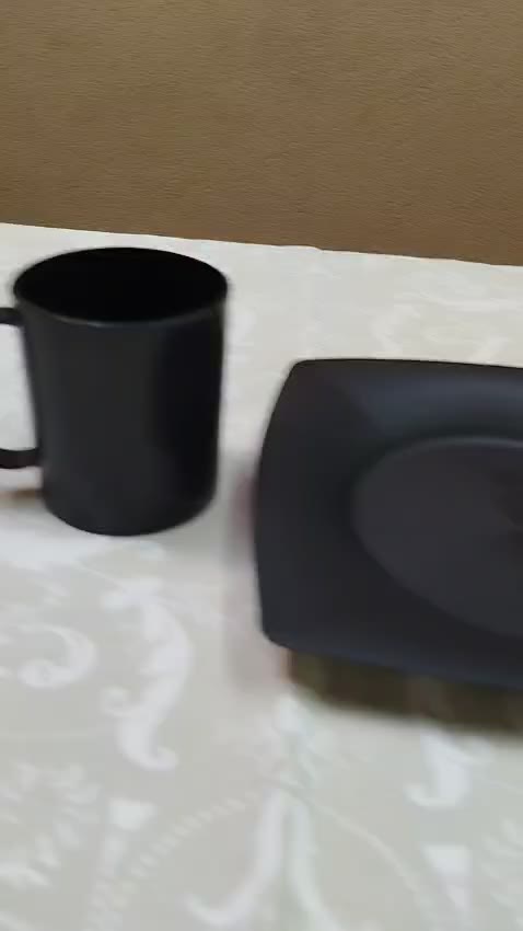 Kit 10 Pratos Quadrado E 10 Caneca 450ml Preto Prato Preto