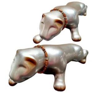 Escultura Pantera Elegância Selvagem para Ambientes Sofisticados 42cm - Prata com Dourado